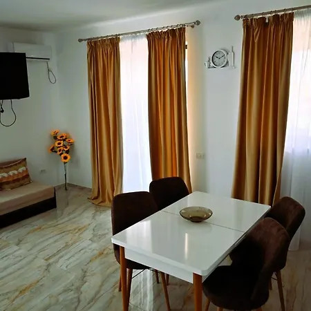 Relax Str. D10 شقة *